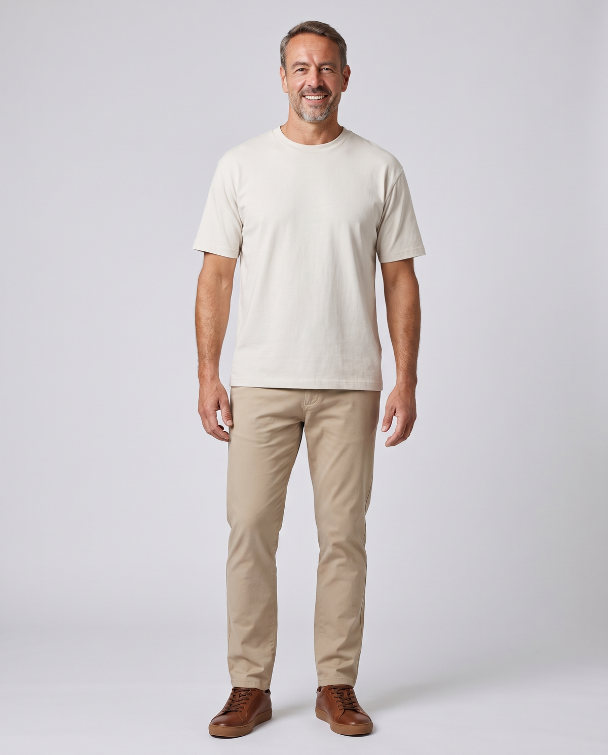 EAZEN Essential Tee - Off White - Model Man-1 Studio Front