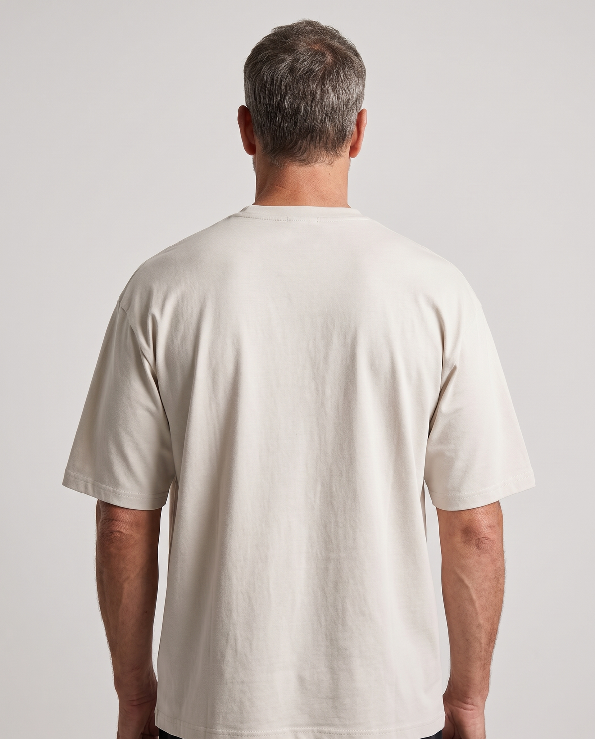 EAZEN Essential Tee - Off White - Model Man-1 Studio Back