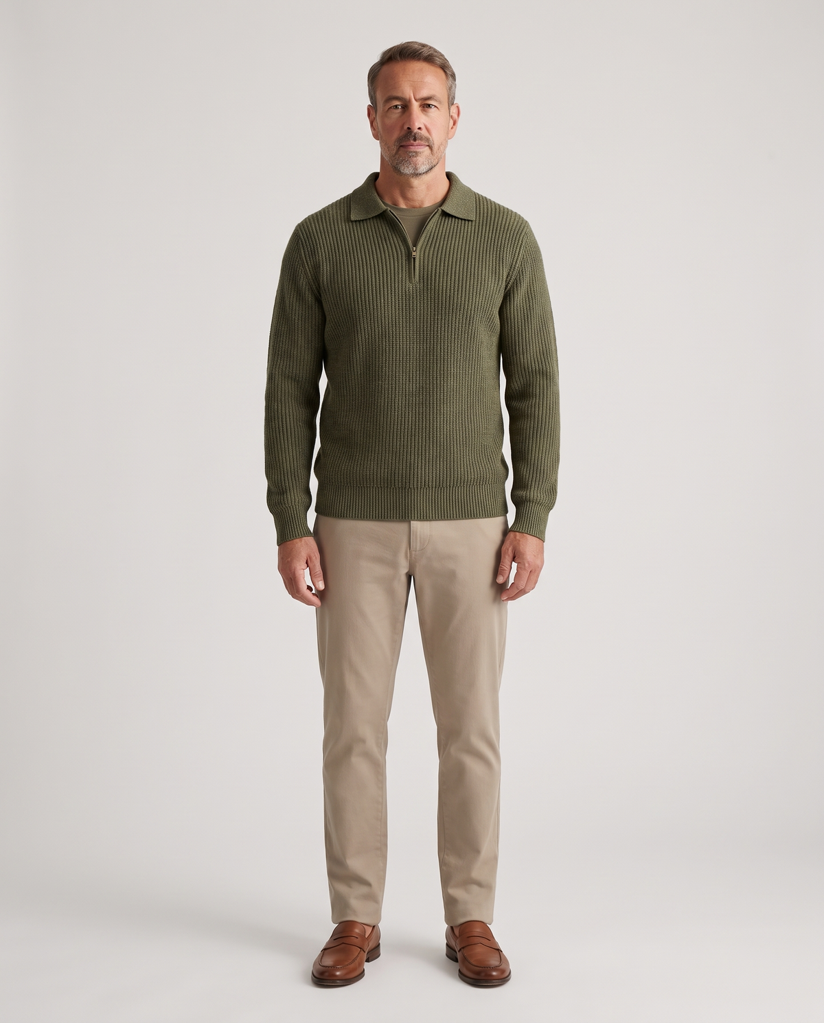 EAZEN Halfzip Polo - Olive - Model Man-1 Studio Front