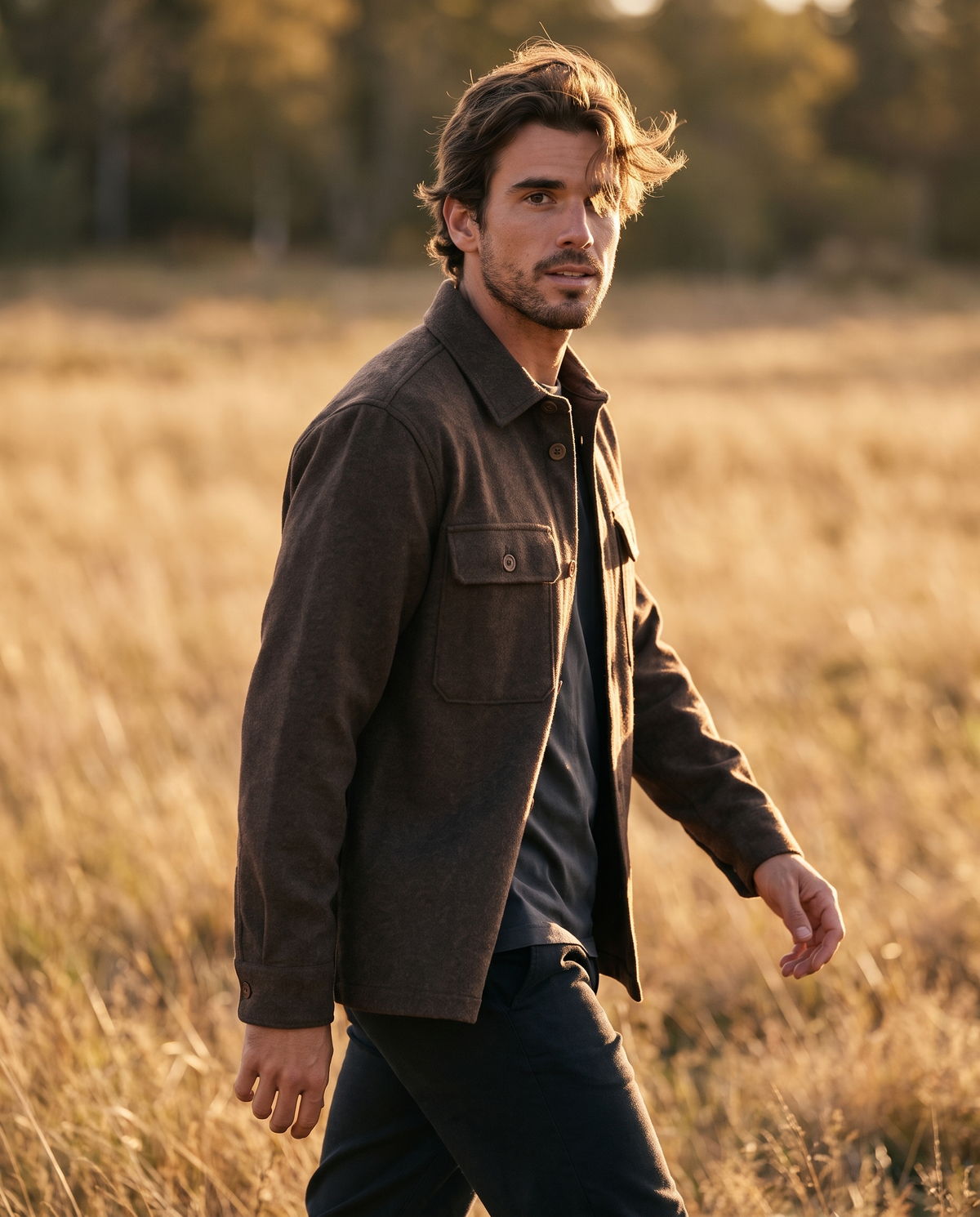 EAZEN Overshirt – Chocolate Brown – outdoor – model EAZEN-Vriend