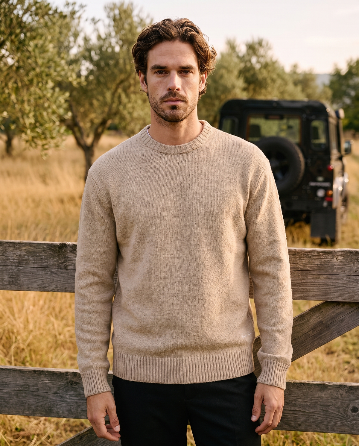 EAZEN Crewneck Sweater – Sand – outdoor – front